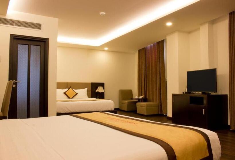 اتاق لوکس خانوادگی, International