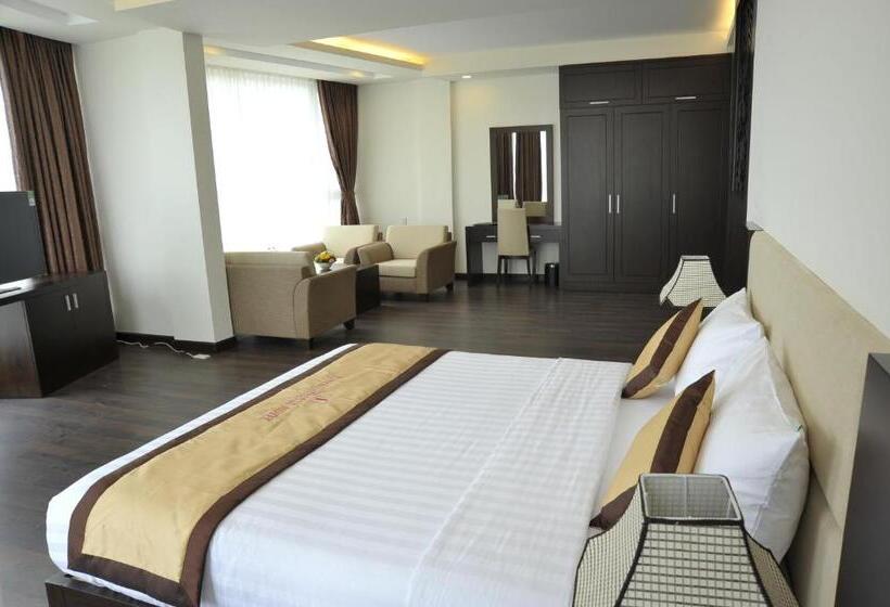 اتاق اجرایی, International