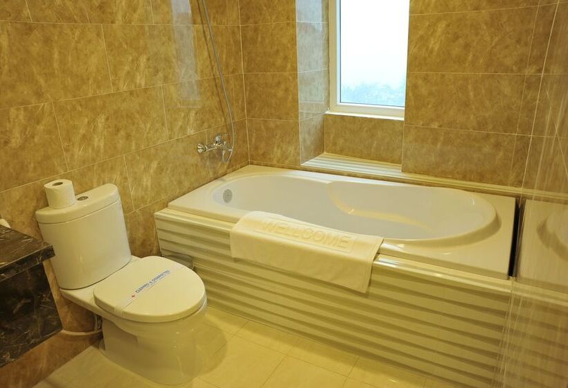 اتاق اجرایی, International