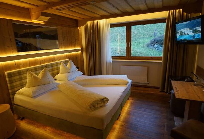 חדר בסיסי, Kirchbichlhof