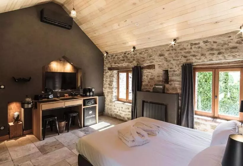 デラックスの４人部屋, Le Domaine Des Prés Verts Suites & Chambres Avec Jacuzzi Privatif