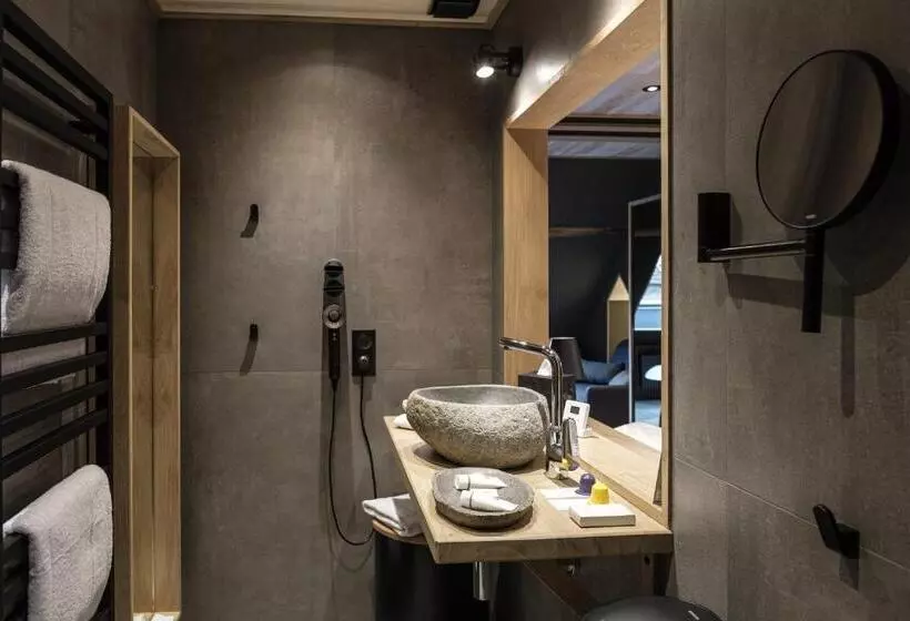 キングサイズベッドのデラックススイート, Le Domaine Des Prés Verts Suites & Chambres Avec Jacuzzi Privatif