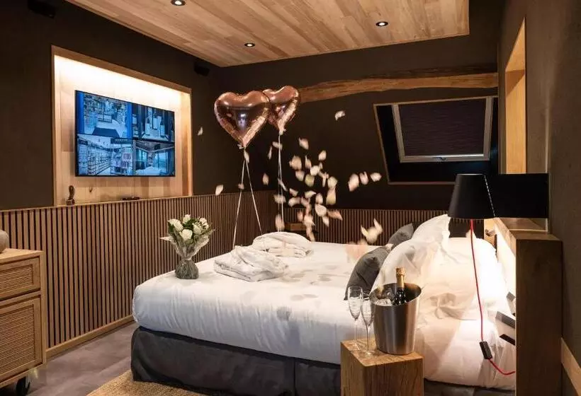キングサイズベッドのデラックススイート, Le Domaine Des Prés Verts Suites & Chambres Avec Jacuzzi Privatif