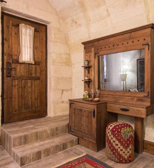 经济房, Cappadocia Minia Cave