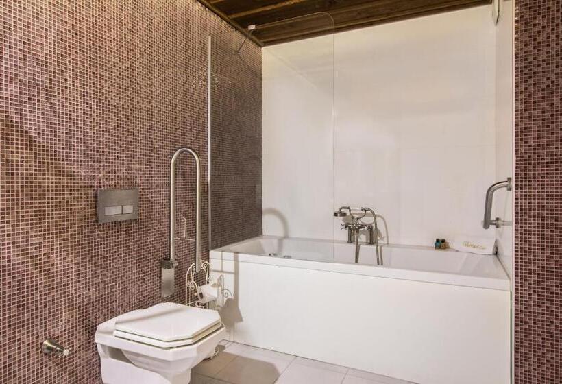 豪华房间带漩涡浴缸, Cappadocia Minia Cave