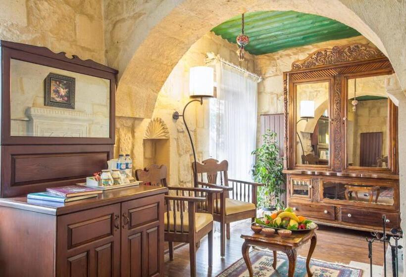 豪华房间带漩涡浴缸, Cappadocia Minia Cave