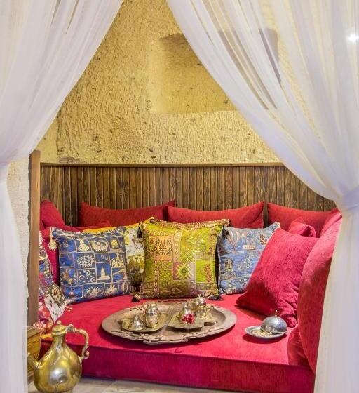 豪华房间带漩涡浴缸, Cappadocia Minia Cave