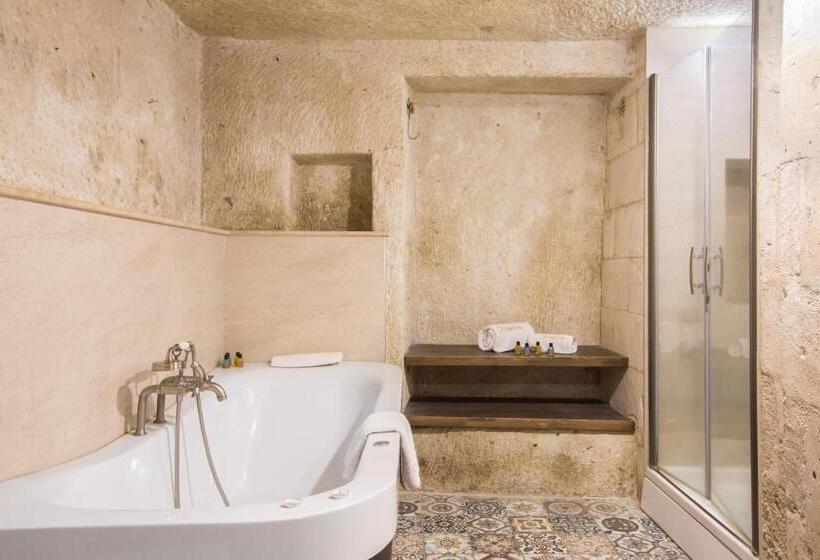 豪华房间带漩涡浴缸, Cappadocia Minia Cave