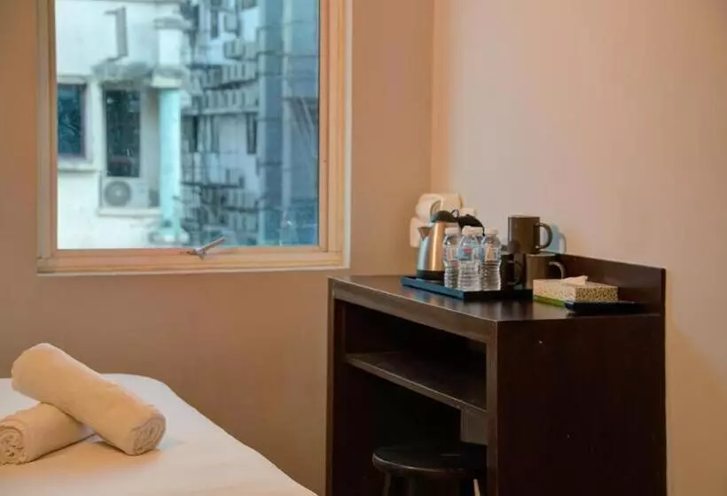اتاق استاندارد چهار تخته, New Town Suites At Bandar Sunway