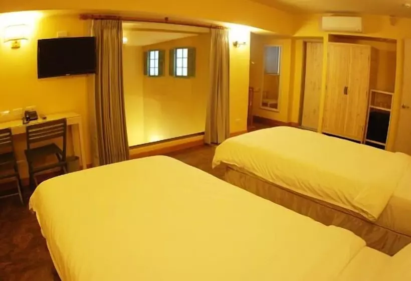 اتاق لوکس, Prima Casa