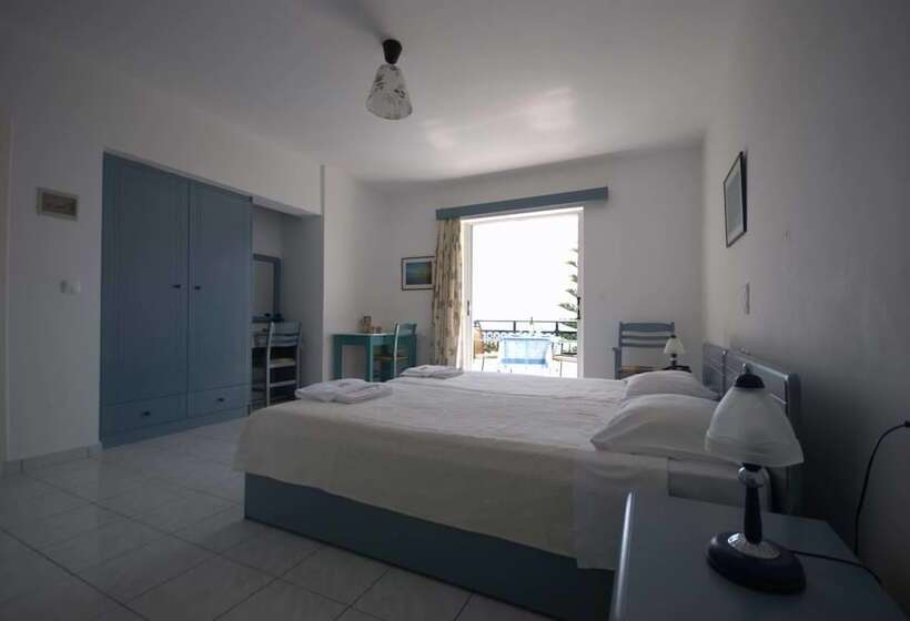 סטודיו סטנדרט נוף לים, Sarikampos Beach