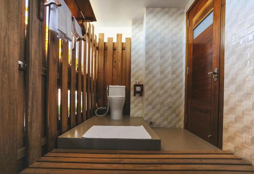 سوییت, Seasing Boutique