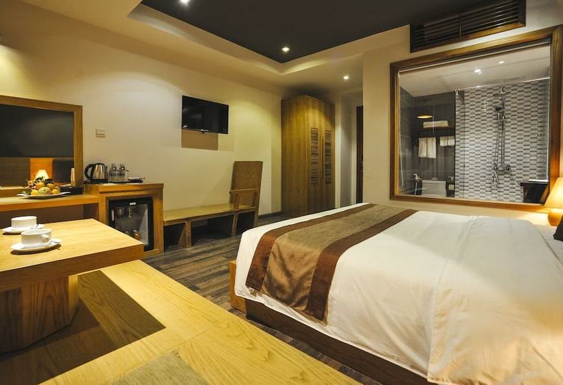 اتاق لوکس با چشم‌انداز دریا, Seasing Boutique