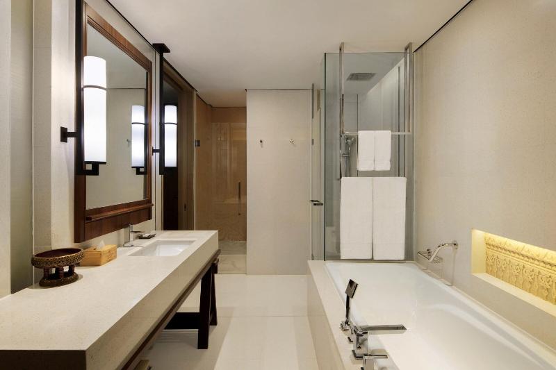 Номер Deluxe Кровать Кинг, Sheraton Grand Xishuangbanna