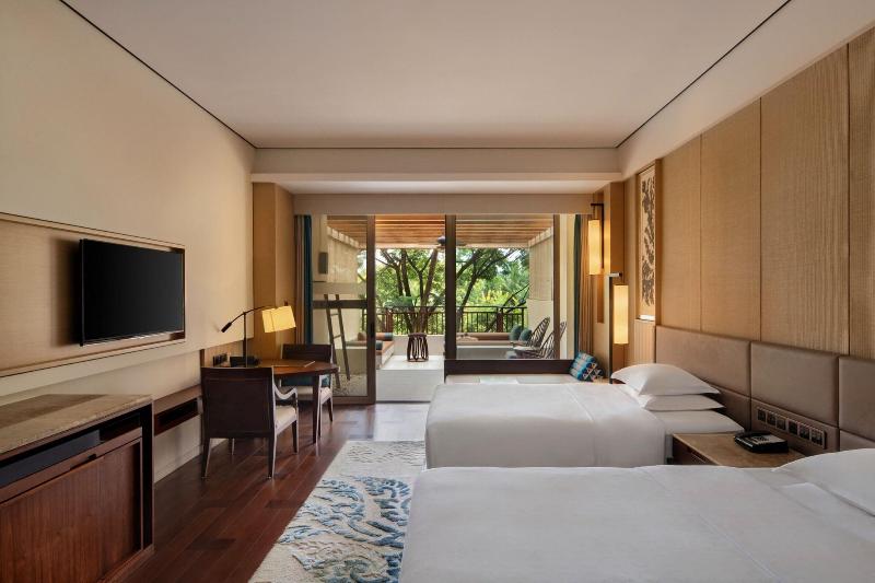 Номер Deluxe Вид на Сад, Sheraton Grand Xishuangbanna