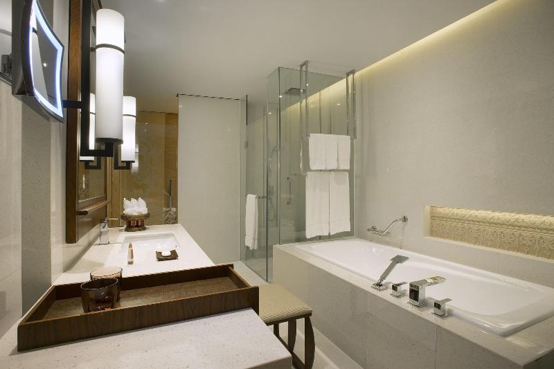 Номер Deluxe Вид на Сад, Sheraton Grand Xishuangbanna