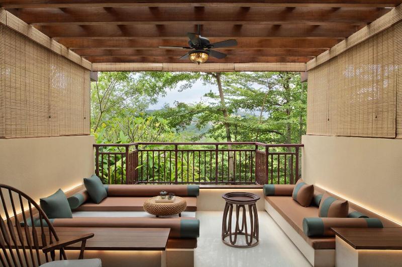 Номер Deluxe Вид на Сад, Sheraton Grand Xishuangbanna