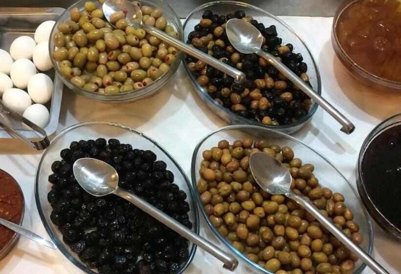 جناح عائلي, Marigold Otel