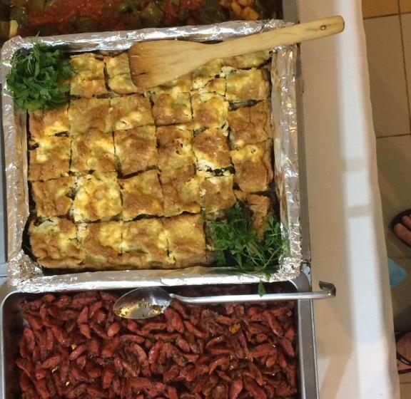 جناح عائلي, Marigold Otel