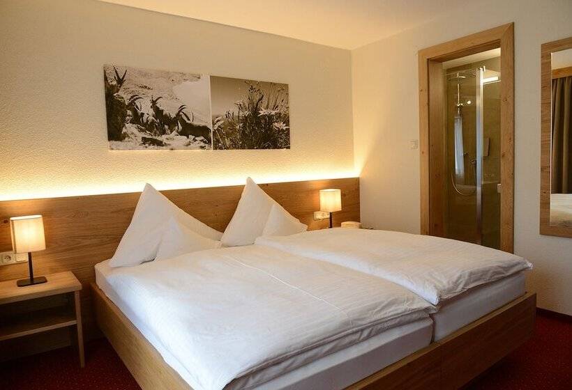 Номер Комфорт, Quality Hosts Arlberg Hotel Garni Mössmer