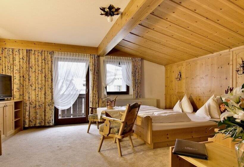 Номер Deluxe, Quality Hosts Arlberg Hotel Garni Mössmer