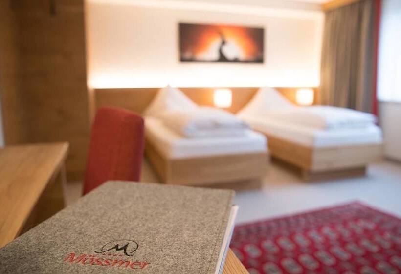 Номер Deluxe, Quality Hosts Arlberg Hotel Garni Mössmer