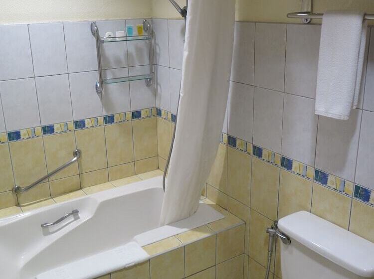 חדר סופריור, The Suites At Mount Malarayat