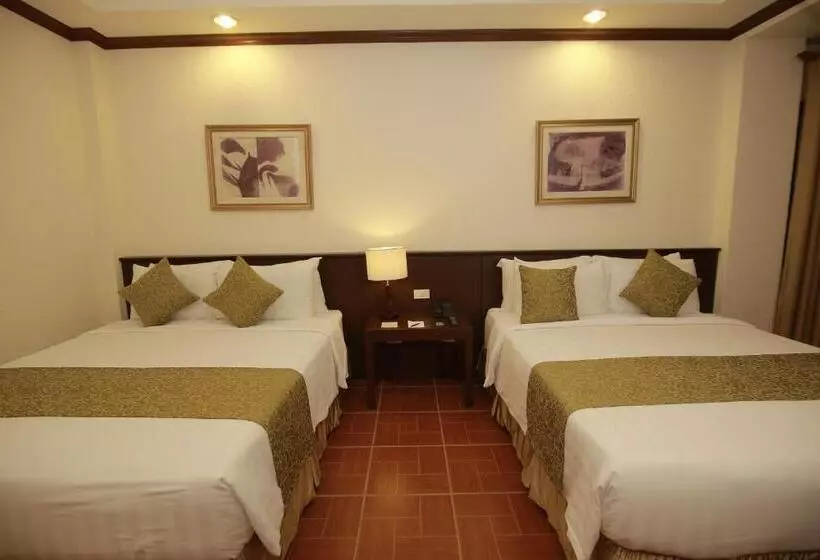デラックスルーム, The Suites At Mount Malarayat