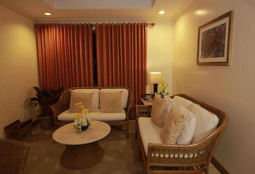 סוויטת ג'וניור אקזקיוטיב, The Suites At Mount Malarayat