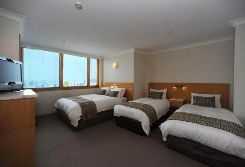 Standard Room, Smiggins Hotel & Chalet Apartments