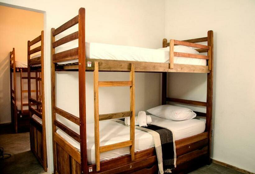 공동 객실, Villa Chic Hostel Pousada