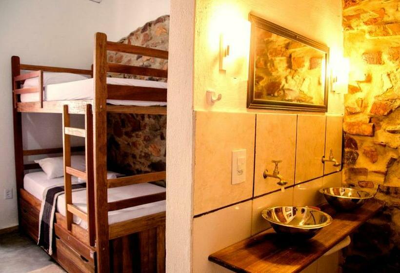 공동 객실, Villa Chic Hostel Pousada