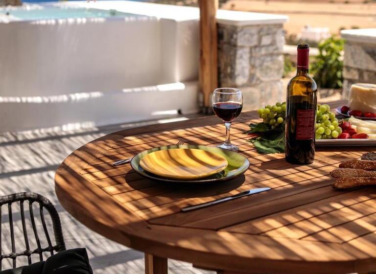 غرفة ديلوكس مطلّة علي البحر مزوَّدة بشُرفة, Africanis Bungalows