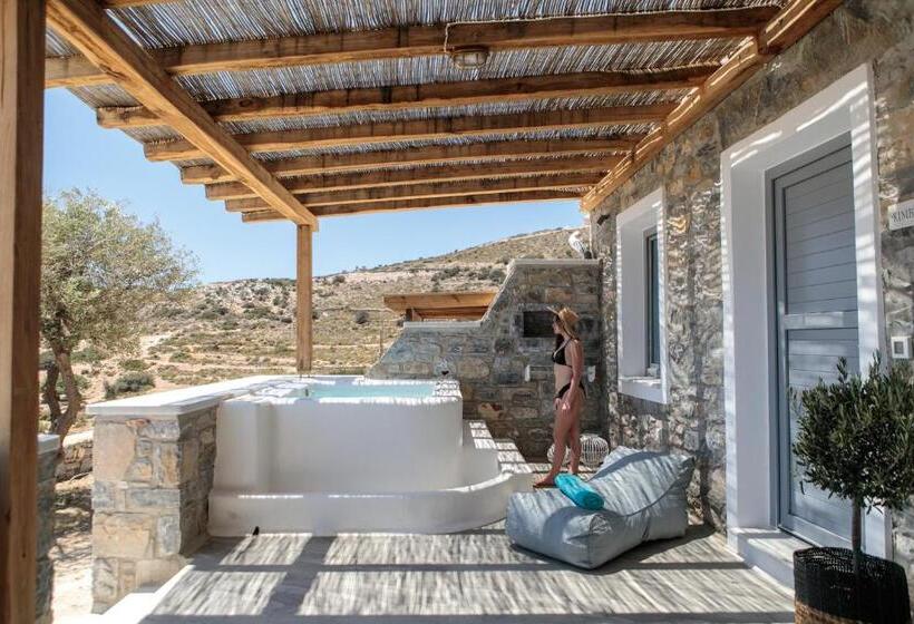 غرفة ديلوكس مطلّة علي البحر مزوَّدة بشُرفة, Africanis Bungalows