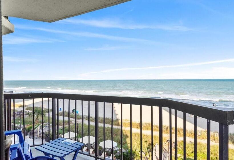 سوییت سوپریور, Grande Beach Resort