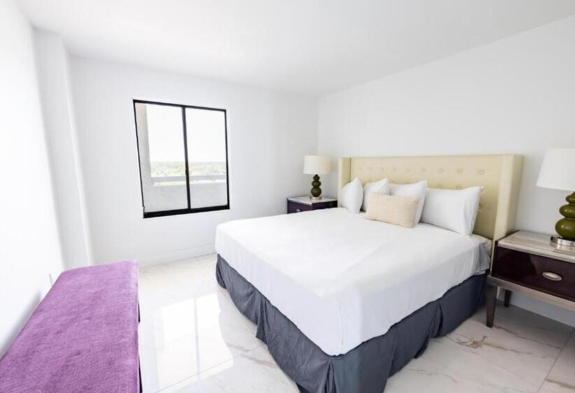 سوییت سوپریور با چشم‌انداز دریا, Grande Beach Resort