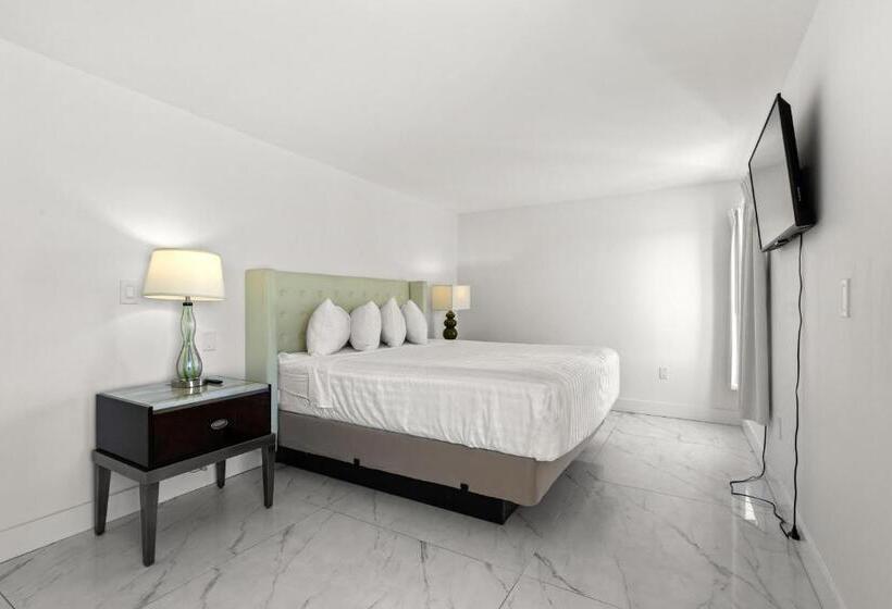 سوییت سوپریور با چشم‌انداز دریا, Grande Beach Resort