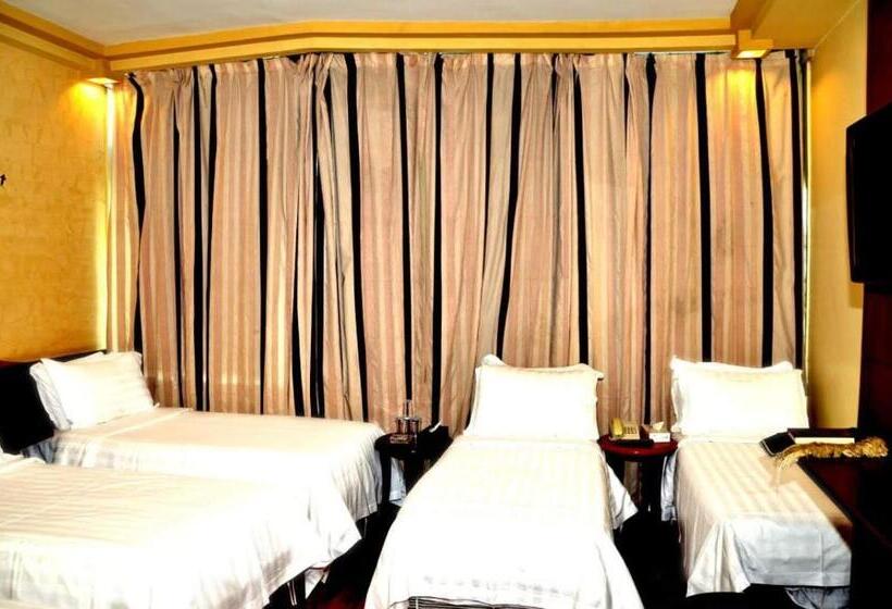 חדר סטנדרט לארבעה, Mira Ajyad