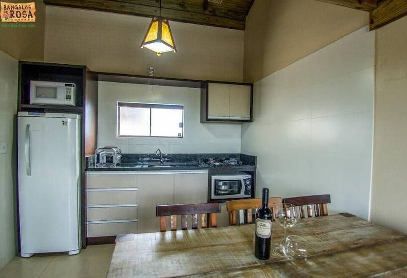 家族用バンガロー, Pousada Bangalôs Do Rosa