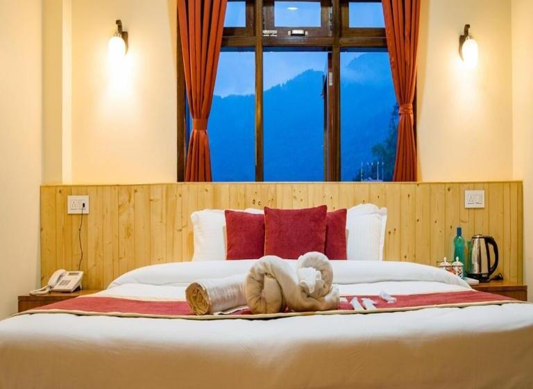 디럭스 룸, The Parasol Inn Sikkim