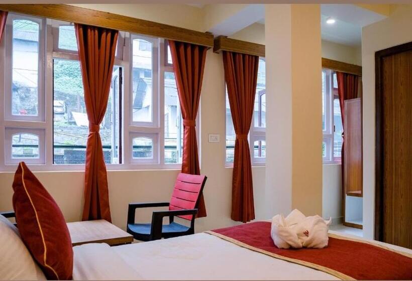 스탠다드 룸, The Parasol Inn Sikkim