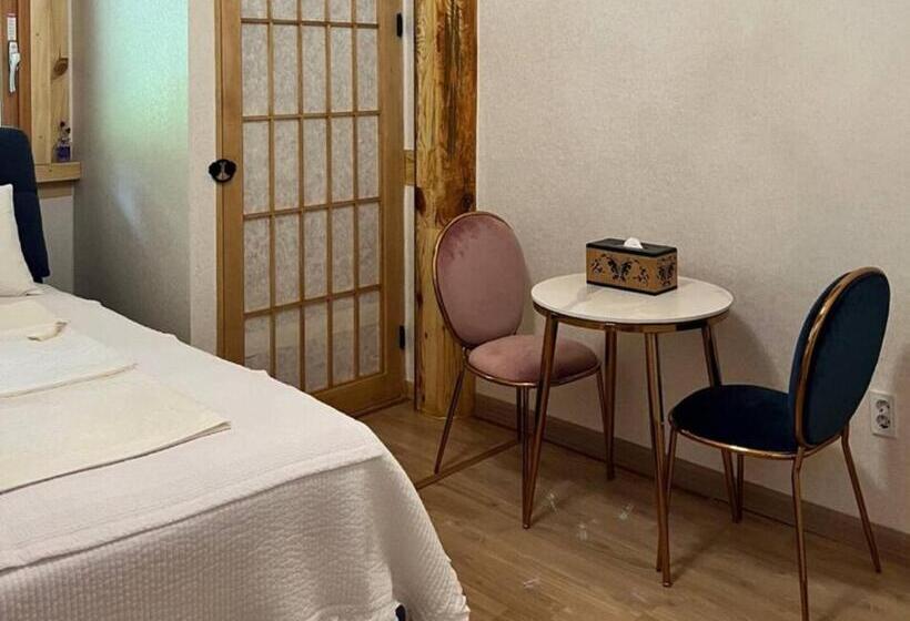 家庭间, Wanju Hanok Pension Hyurim