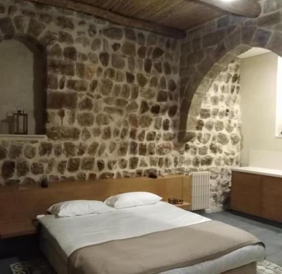 اتاق لوکس, Domaine De Chouchene