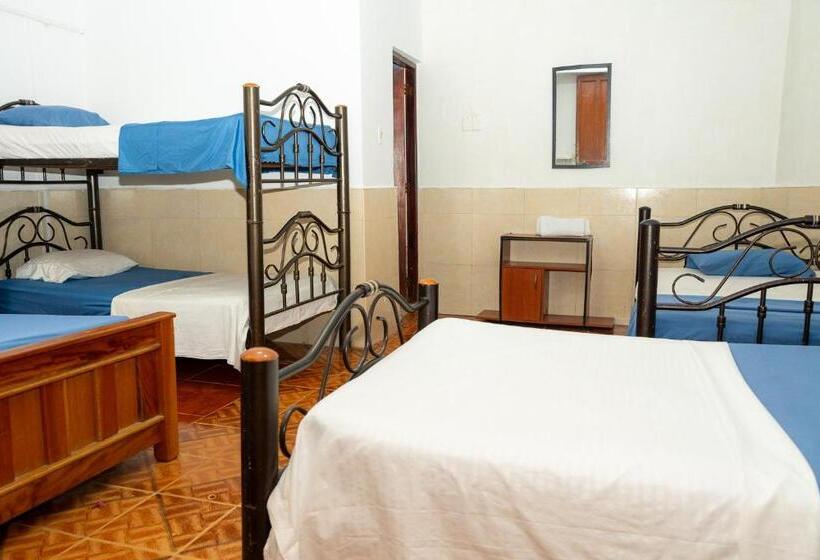 ファミリールーム, Maranatha Hostal