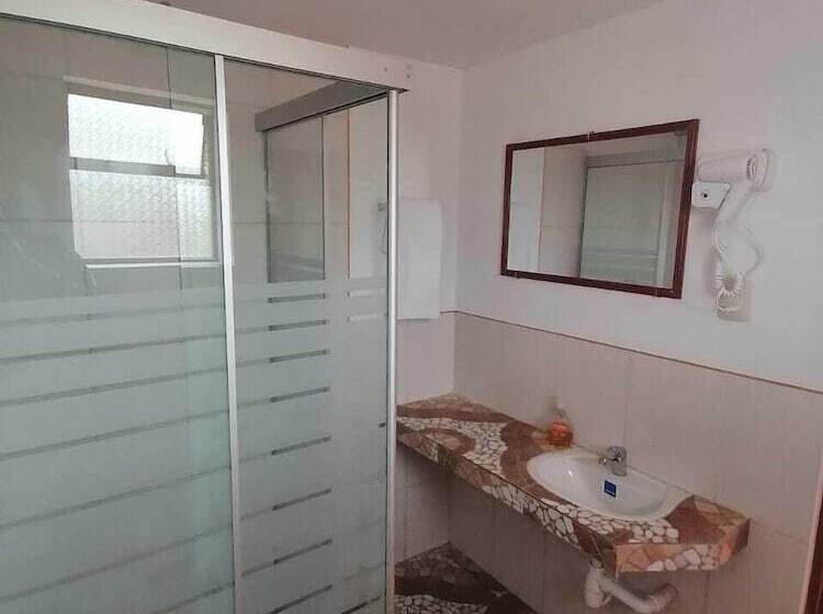 اتاق خانوادگی, Hostal Jallalla