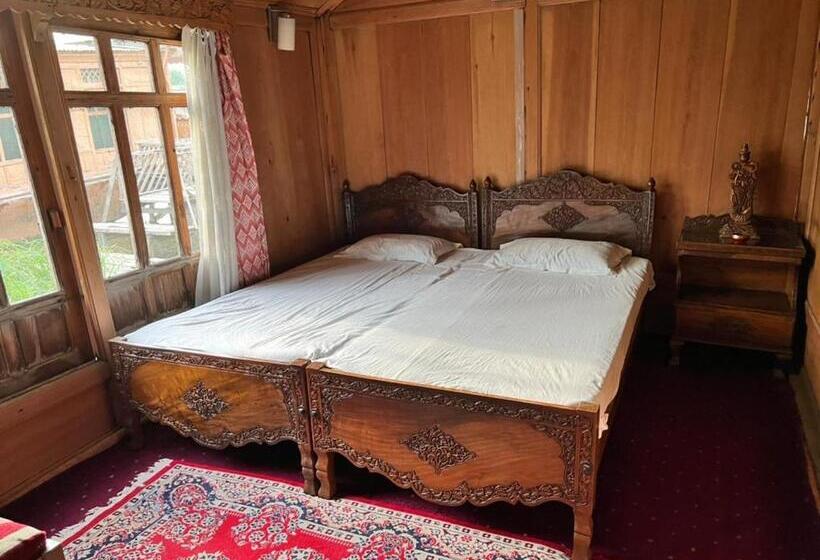 标准间, New Kolohai Group Of Houseboats