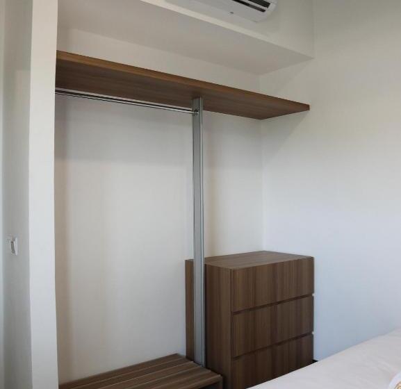 בית, 2 חדרי שינה, Roxy Sematan Villa & Townhouse