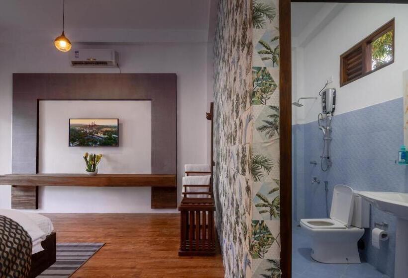 חדר סטנדרט עם מיטת קינג, Arugambay Resort