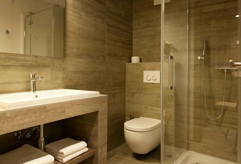 اتاق استاندارد یک نفره, Guesthouse Grof