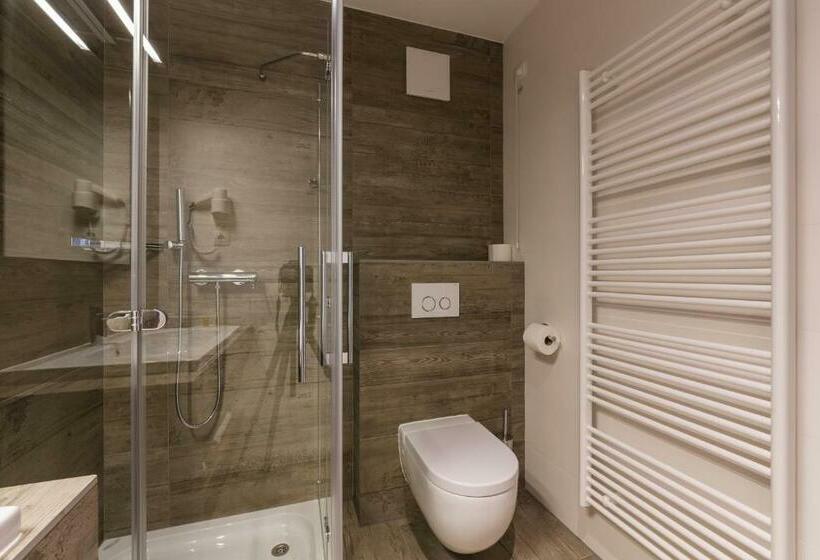 اتاق استاندارد یک نفره, Guesthouse Grof